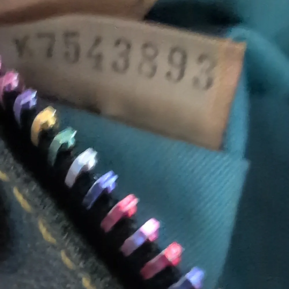 Dooney & Bourke - VINTAGE Y2K RARE Rainbow It Girl Monogram Handbag - Picture 9 of 9